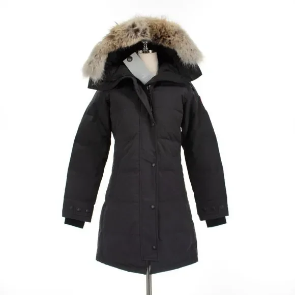 ジャケット・アウター   BRONTE PARKA HERITAGE NAVY Classic】Canada Goose Bronte Parka Down Jacket, Navy, Size S